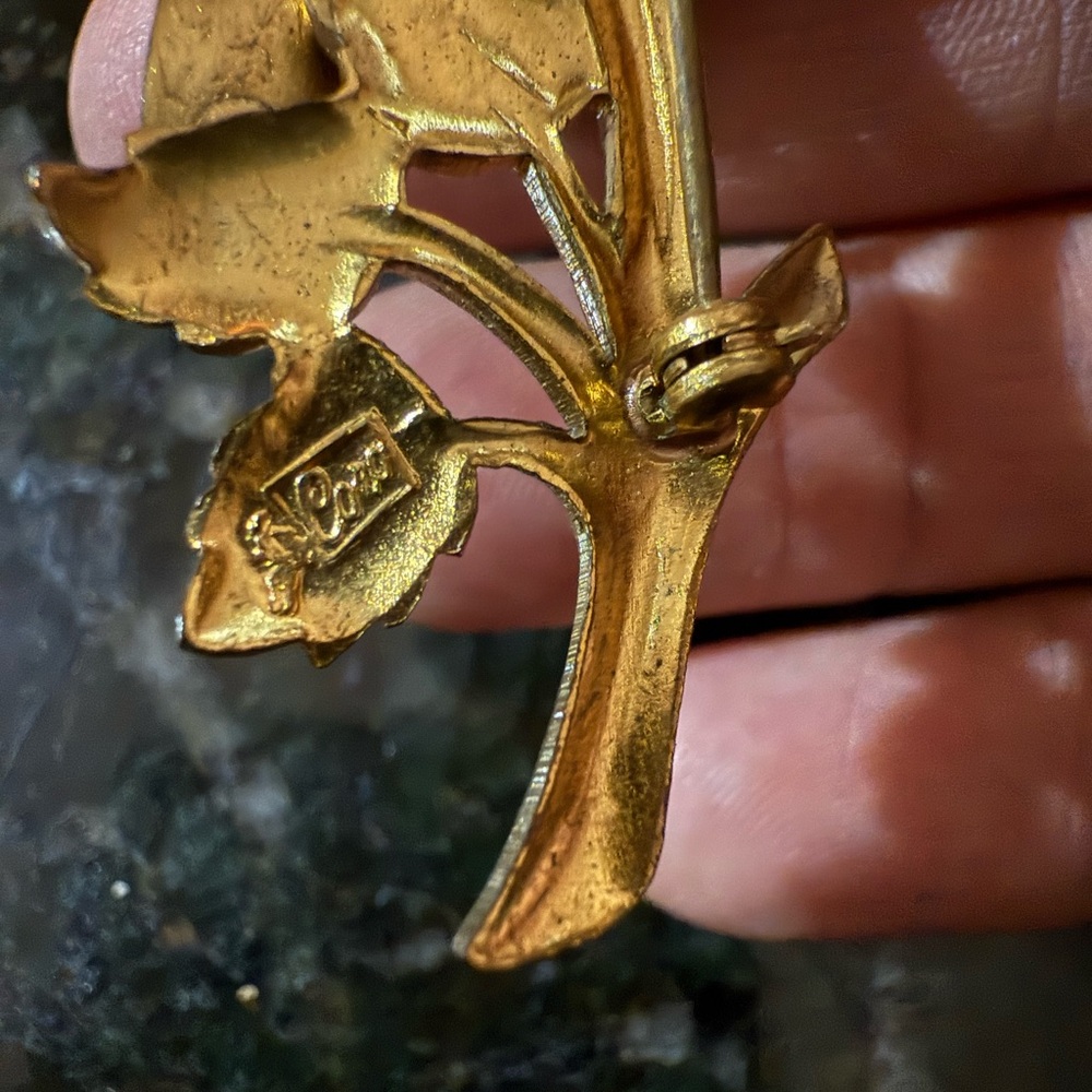 VTG Coro Pegasus Brooch Rose Flower Bronze Tone Estate Costume Pin‎ - Picture 6 of 6